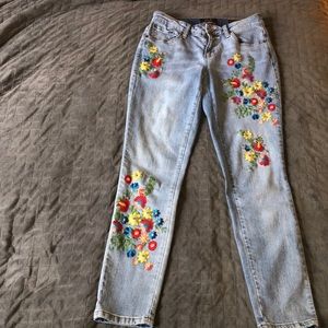 *Earl Jean* Skinny Ankle Floral Jeans